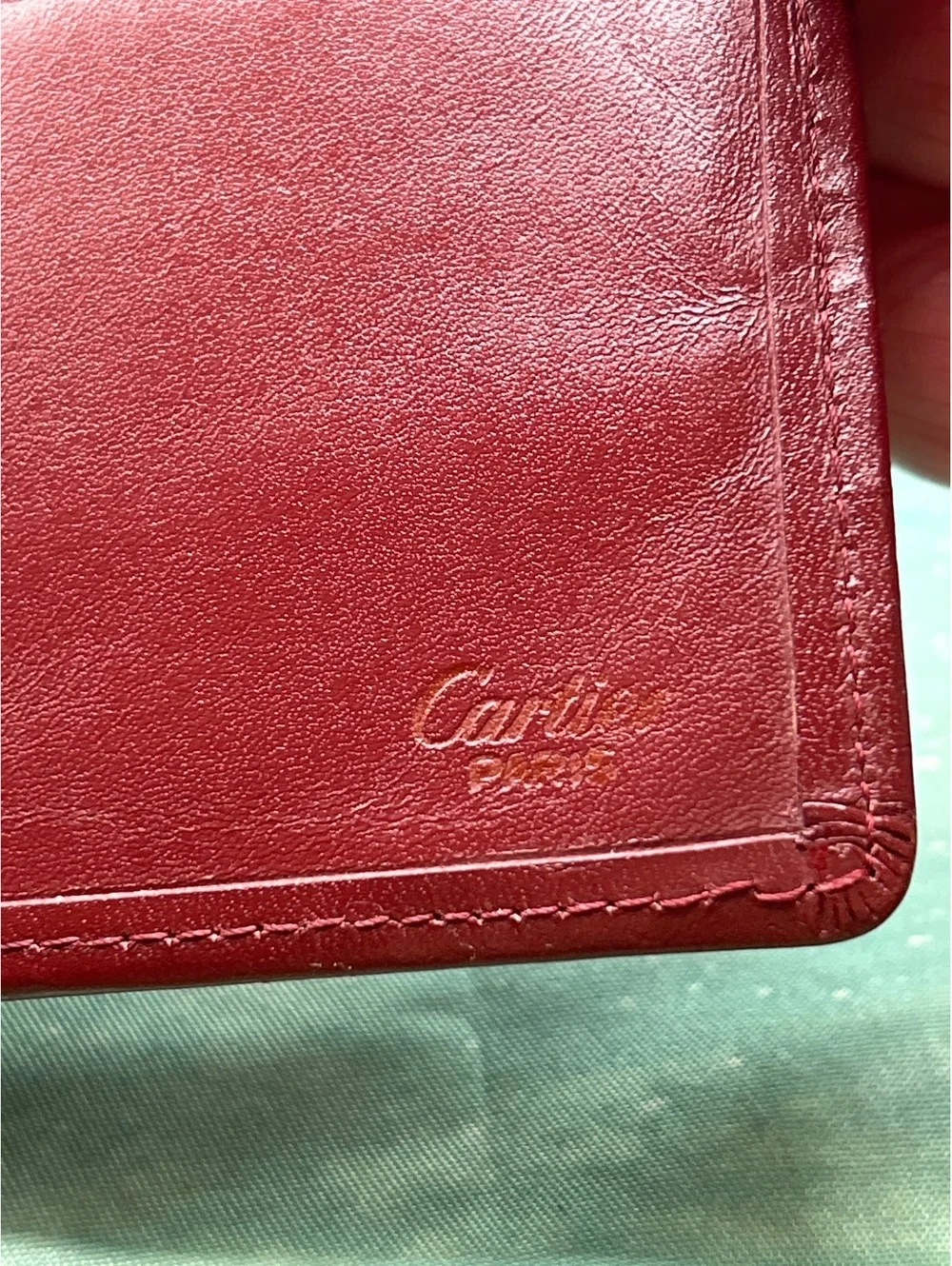 Vintage Must de Cartier Bordeaux Leather Bifold Wallet - Good Condition